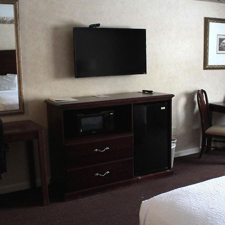 Shiretown Inn & Suites Houlton 외부 사진